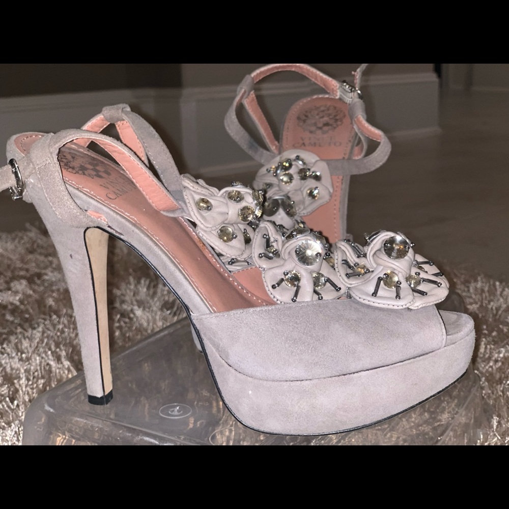Vince Camuto Gray Platform Strap Sandals